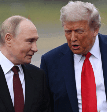 Trump y Putin escenifican su amistad en Alaska a pesar de no [...]