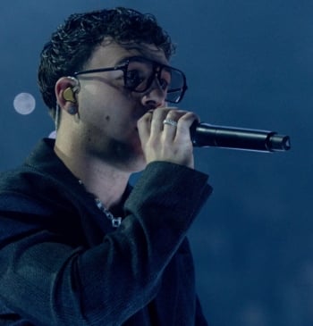 Quevedo cerrará la gira de su álbum 'Buenas Noches' con tres conciertos [...]