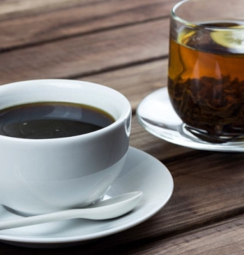 Estas son las diferencias para el organismo de tomar té y café
