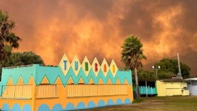 Susto y orden en el Tumbao por el incendio de Tarifa: "Como si nos rodearan 20.000 metros de llamas"