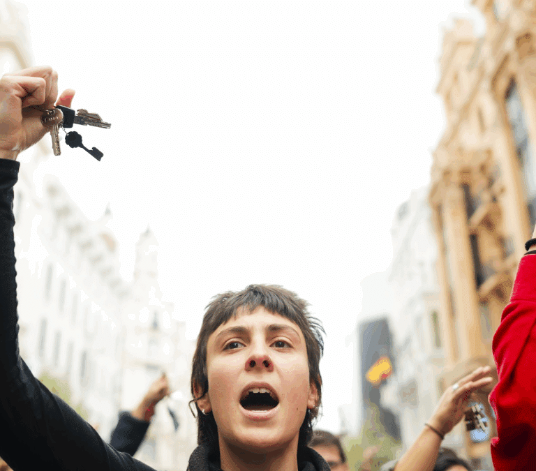 Los jóvenes deben destinar más del 90 por ciento de su salario para emanciparse