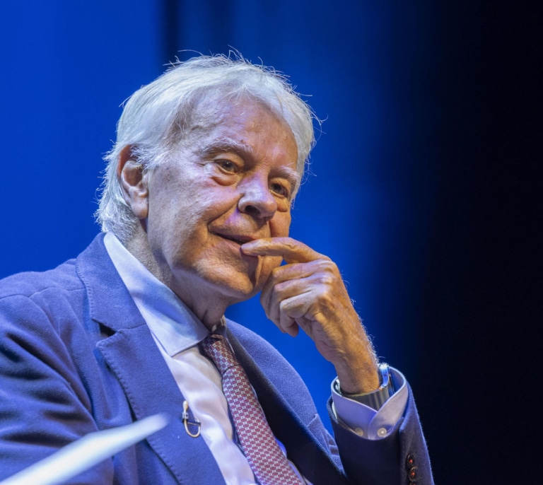 Felipe González reafirma su rechazo a la "limpieza étnica" de Netanyahu en Gaza