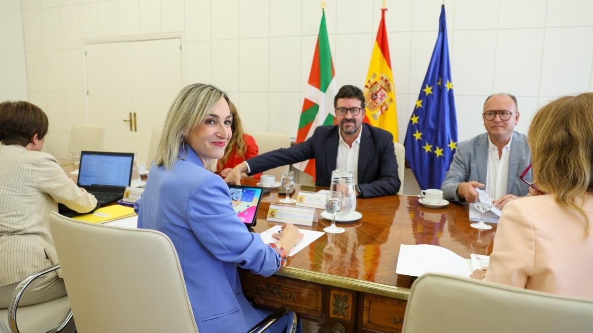 Euskadi ya tiene la 'Seguridad Social transitoria' que reclamaba a Sánchez