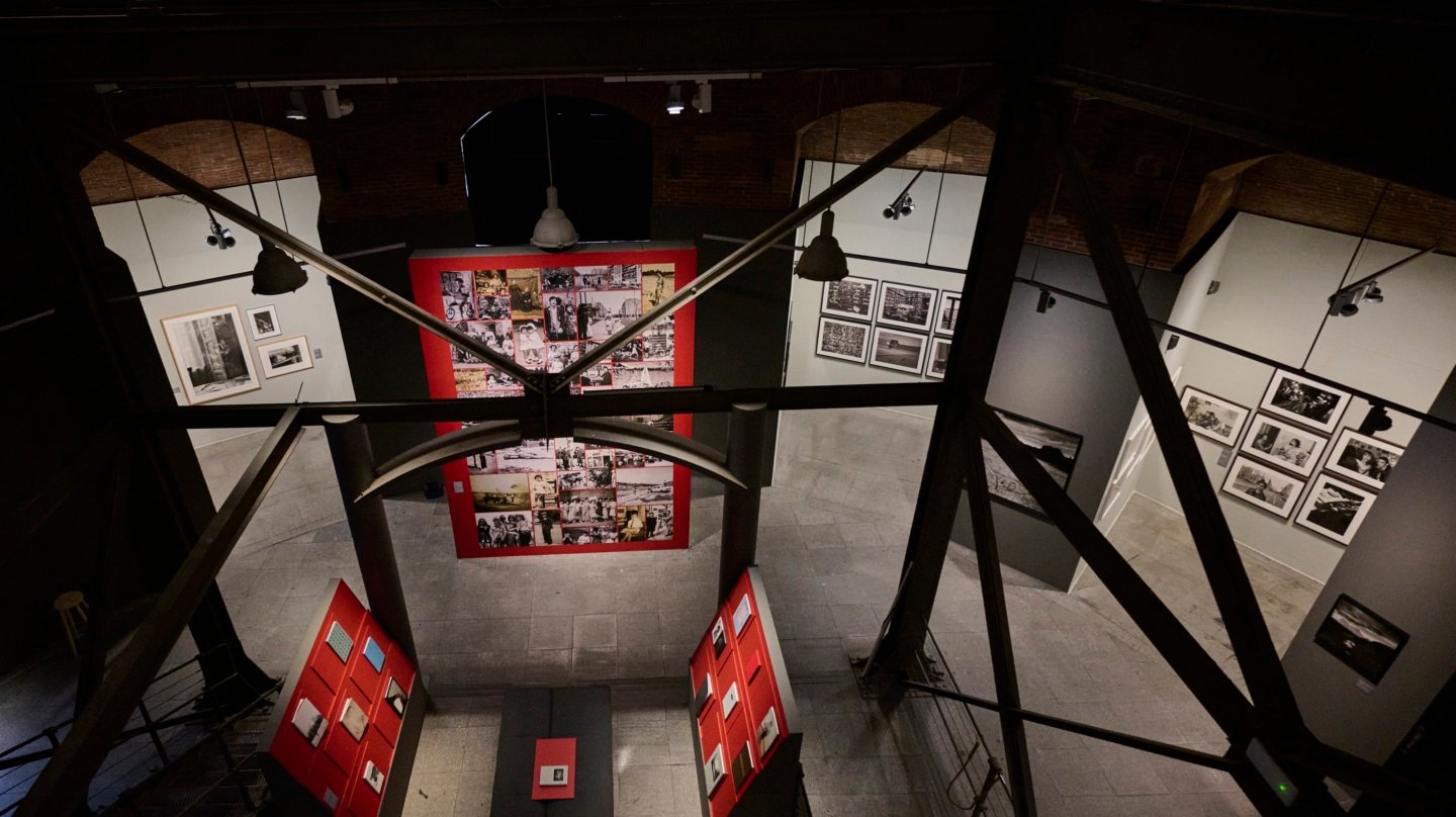 Exposición "14 millones de ojos"