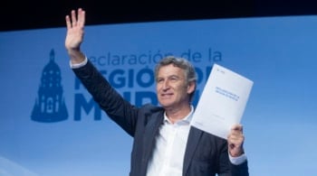 El PP lograría 41 escaños más que el PSOE y podría gobernar con una abstención de Vox, según una encuesta