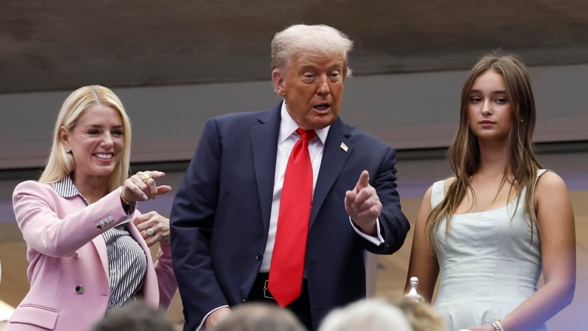 La asistencia de Donald Trump retrasa el inicio de la final del US Open entre aplausos y abucheos