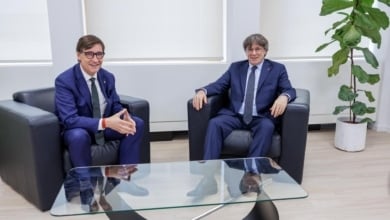 La visita de Salvador Illa a Bruselas rehabilita políticamente a Puigdemont