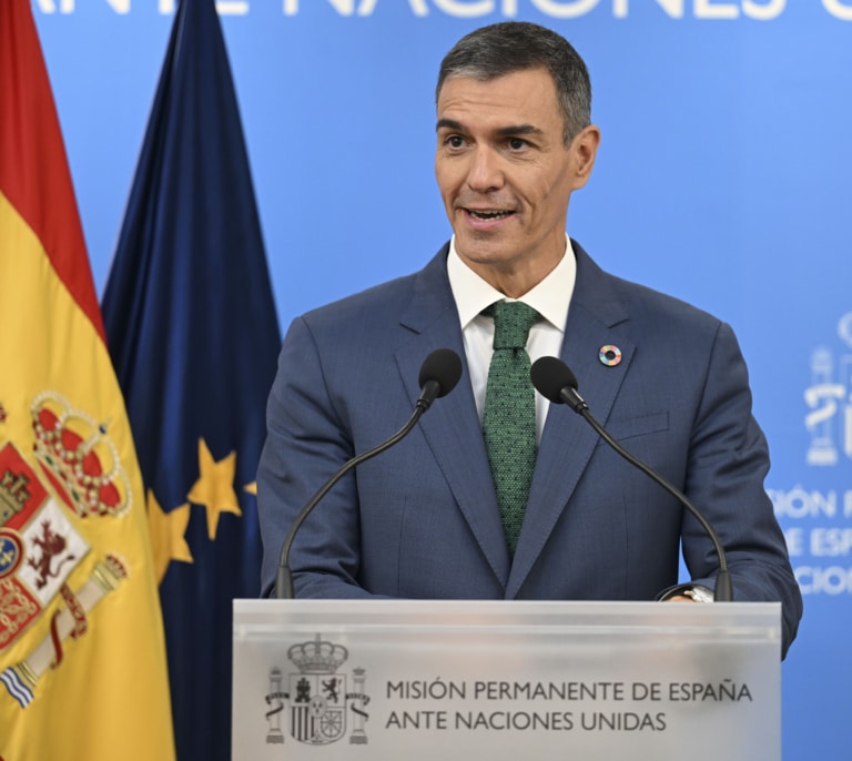 Sánchez reitera que la Justicia "pondrá las cosas en su sitio": "Mi hermano y mi mujer son inocentes"