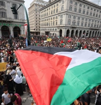 Decenas de miles de italianos se suman a una huelga general por [...]
