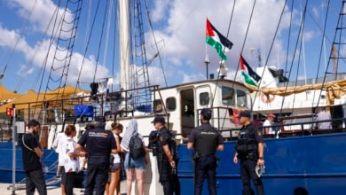 El mal tiempo obliga a regresar a Barcelona a la flotilla hacia Gaza
