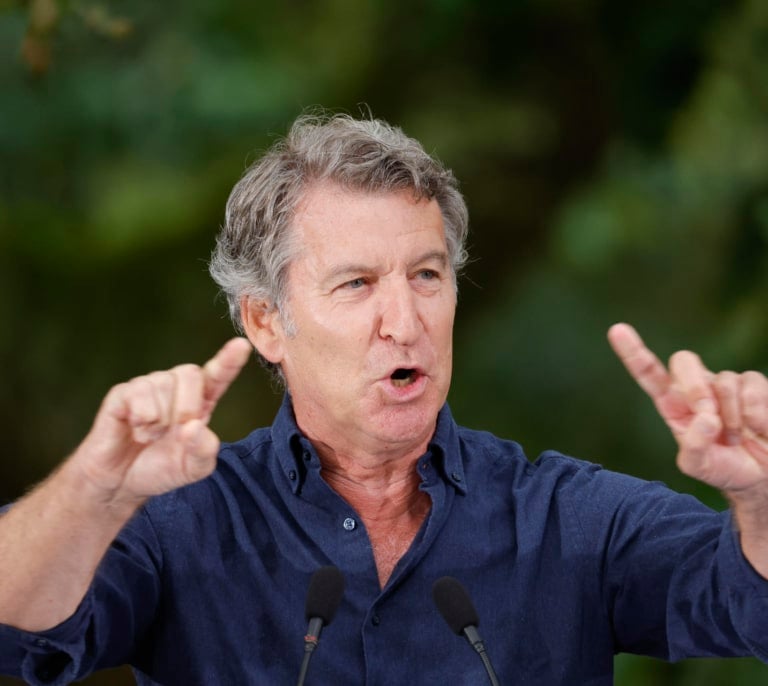 Feijóo se suma al 'Me gusta la fruta' de Ayuso' y el PSOE comparte un vídeo de un concierto en el que llaman 'hija de puta' a la presidenta