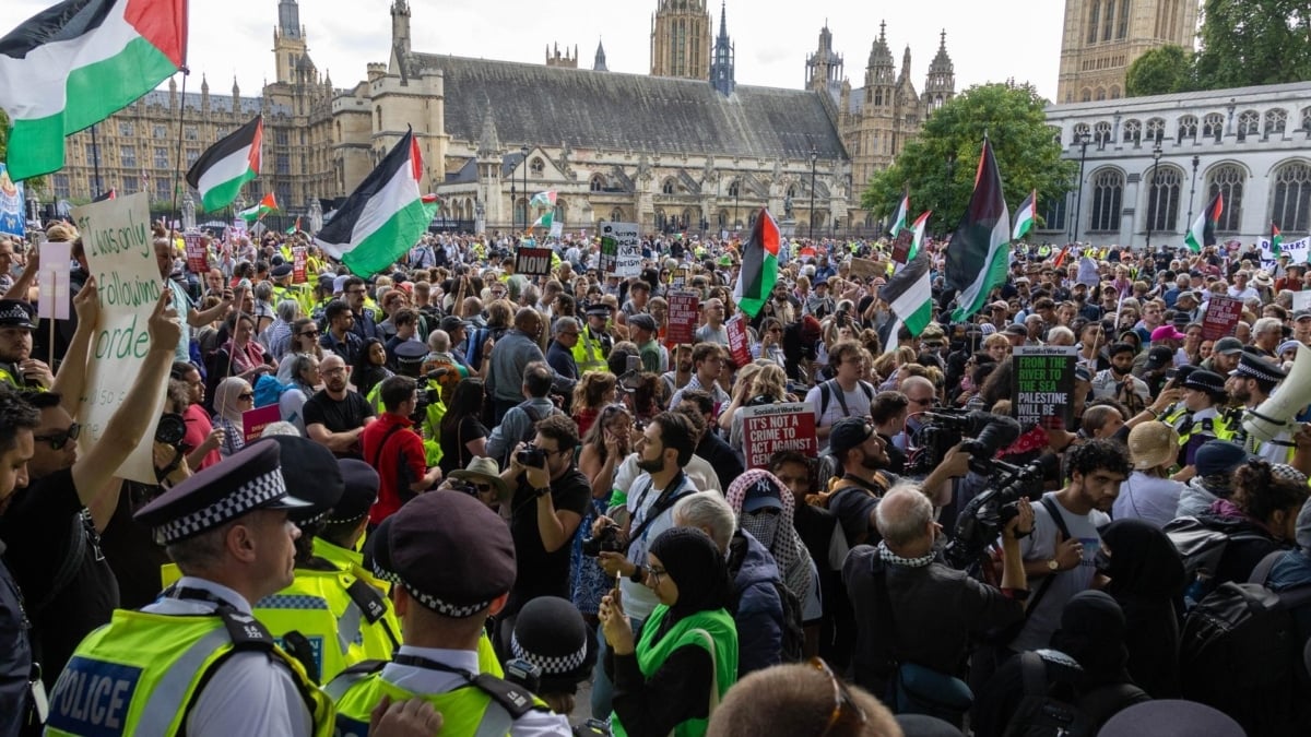 Detenciones masivas en Londres por respaldar al grupo 'Palestine Action'