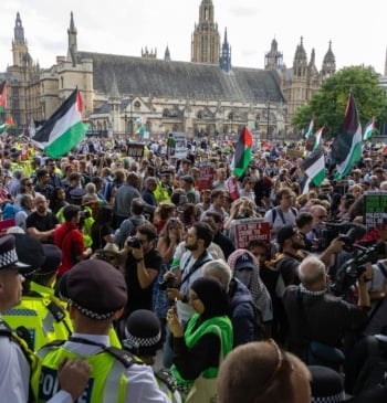 Detenciones masivas en Londres por respaldar al grupo 'Palestine Action'