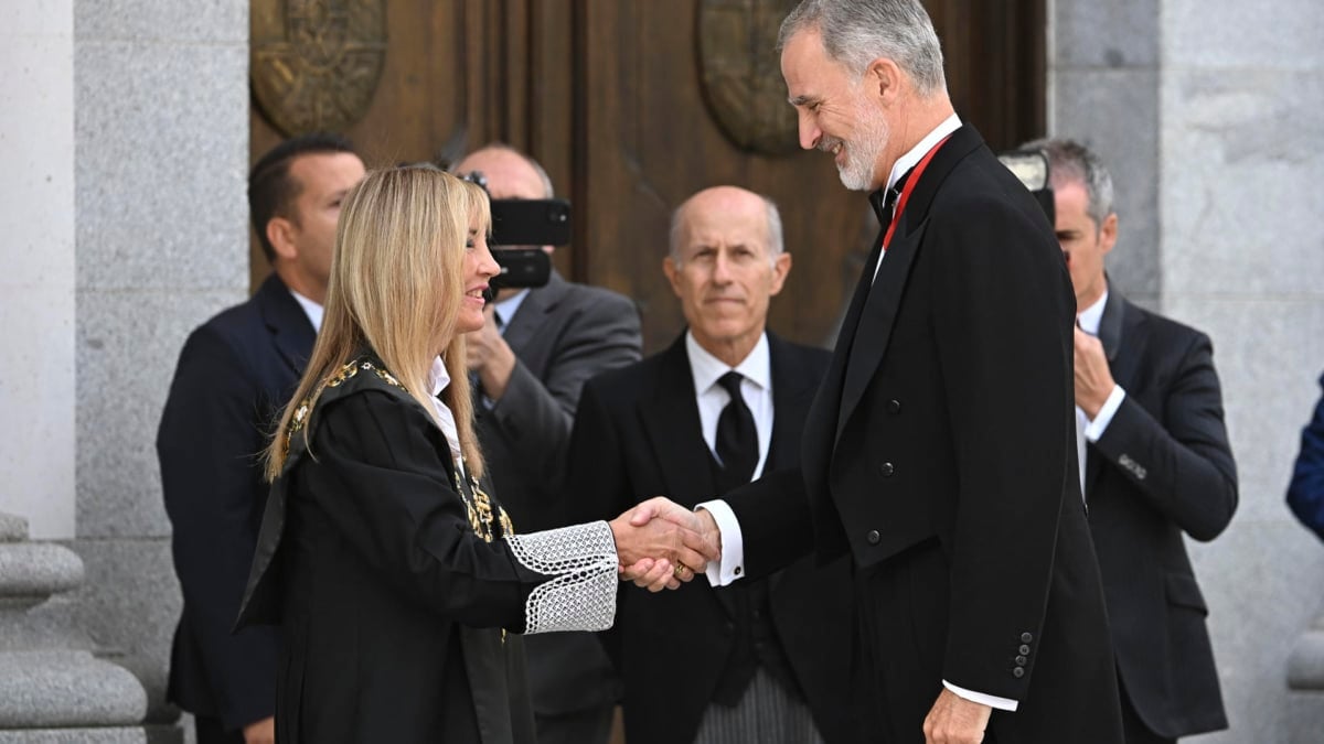 La presidenta del Supremo: "Resultan rechazables las descalificaciones a la Justicia, cada cargo público es responsable de sus actos"