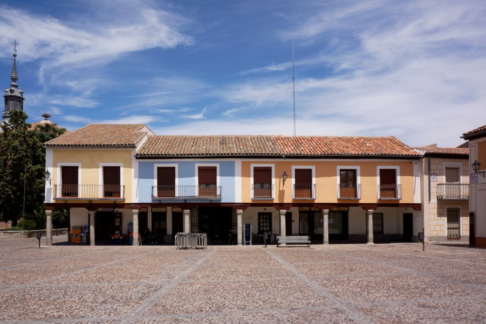 La plaza de Segovia es un lugar ideal para disfrutar del buen vino de Navalcarnero