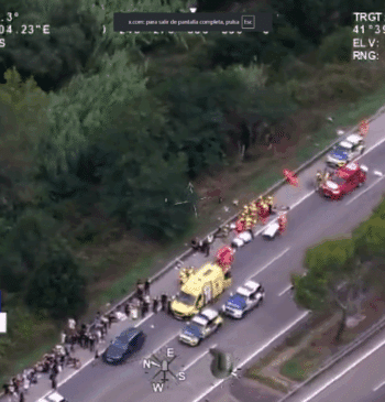 Dos heridos graves tras volcar un autocar con 60 pasajeros en Santa [...]