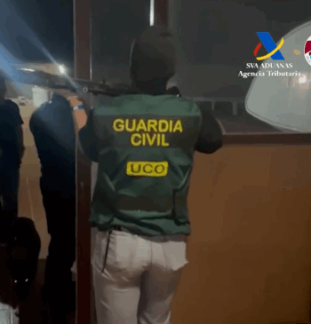 La UCO interviene más de 2 toneladas de cocaína y desarticula en [...]