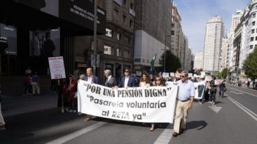 Miles de abogados y procuradores reclaman en Madrid un trato favorable para incorporarse al régimen de autónomos