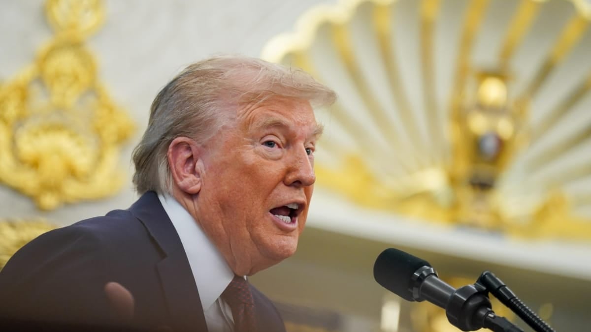 El presidente de los Estados Unidos, Donald Trump, habla durante un anuncio en el Despacho Oval de la Casa Blanca en Washington, D.C., EE. UU., el 2 de septiembre de 2025.