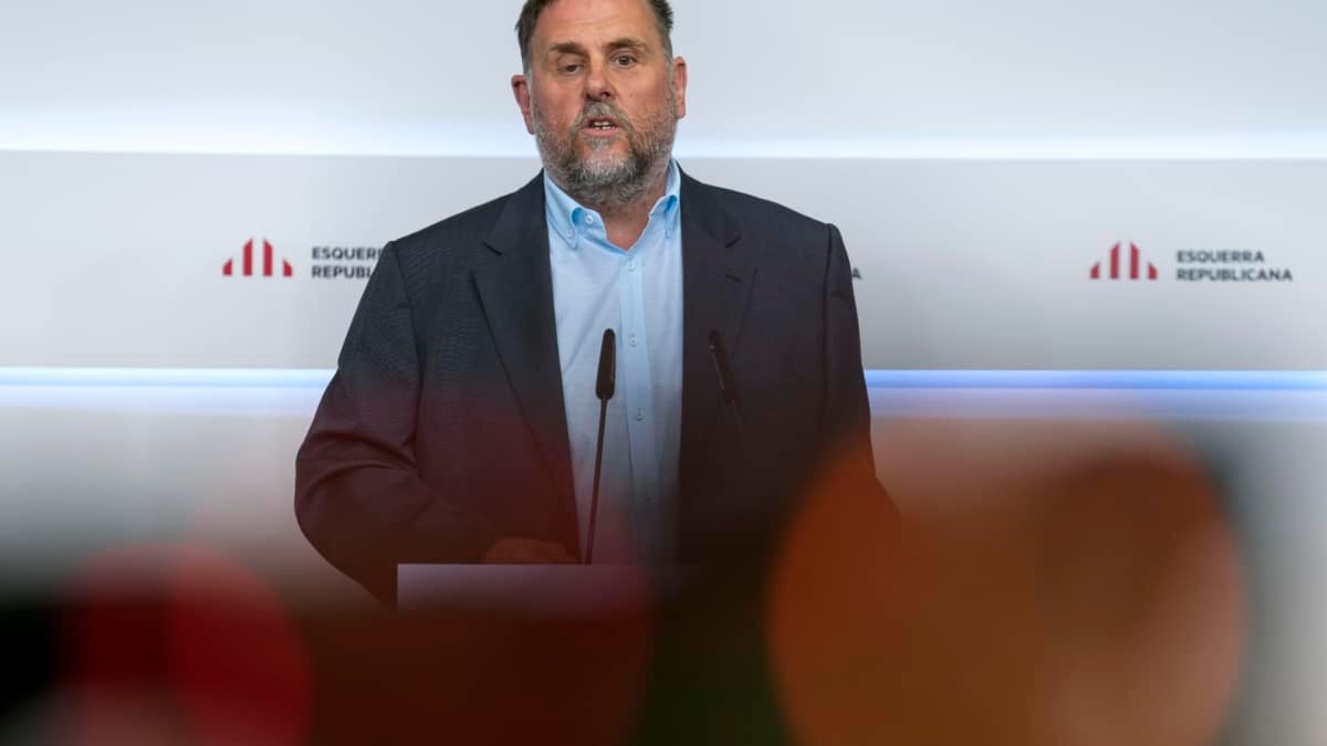 GRAFCAT1513. BARCELONA (ESPAÑA), 01/09/2025.- El presidente de ERC, Oriol Junqueras, ha valorado este lunes la actualidad política en una rueda de prensa ofrecida tras la reunión de la Ejecutiva Nacional del partido.EFE/ Alejandro García