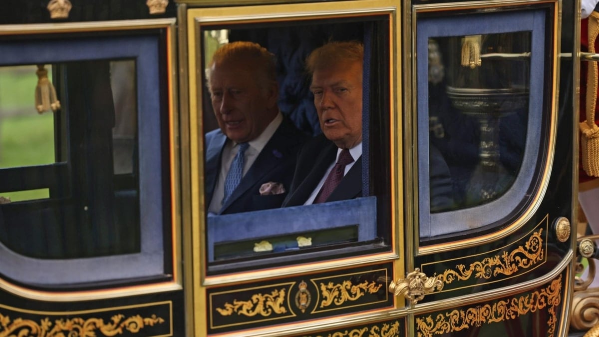 Carlos III recibe a Trump en su visita de Estado al Reino Unido