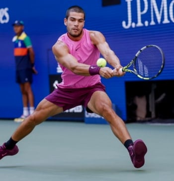 Alcaraz salda cuentas con Djokovic y pasa a la final del US [...]