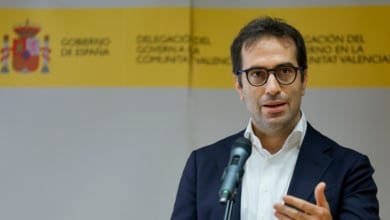 El veto al comercio con los territorios ocupados, el escollo del Gobierno para el decreto de embargo de armas