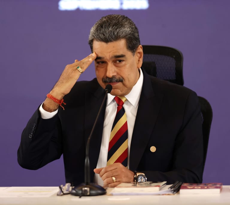 Maduro advierte a Trump: "Si Venezuela fuera agredida, pasaría inmediatamente al periodo de lucha armada"