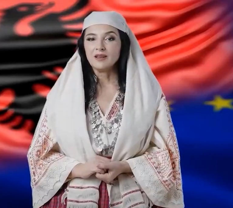 "Ni ambiciones ni intereses personales": así es la ministra de Albania creada con IA