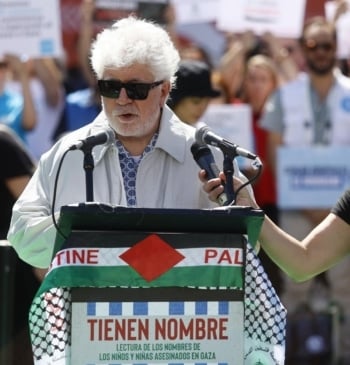 Almodóvar sobre Gaza: "Los políticos tienen que oír lo que estamos diciendo [...]
