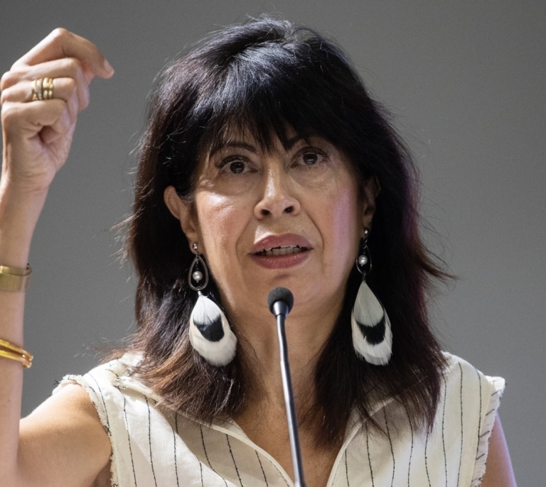 El Gobierno 'responde' al acto negacionista de Vox en el Congreso y anuncia un refuerzo de la ley contra la violencia de género