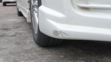 El truco casero para eliminar los arañazos del coche
