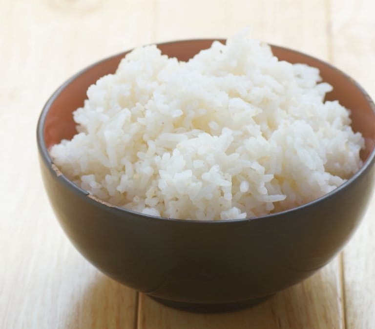 Esto es lo que nunca debes hacer con el arroz una vez que esté cocinado