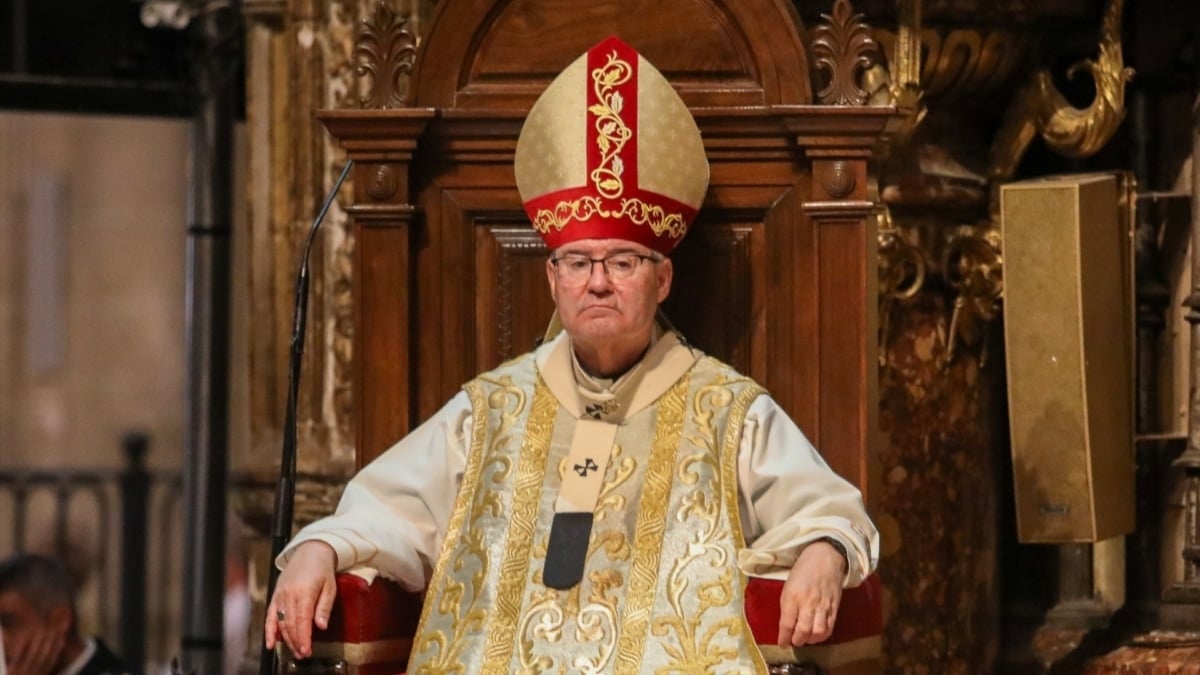 El arzobispo de Toledo, Francisco Cerro Chaves, durante la misa del Corpus Christi, en la Catedral Primada el pasado 19 de junio.