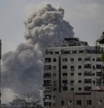 "Gaza está ardiendo": Israel inicia la invasión terrestre de la Ciudad de [...]