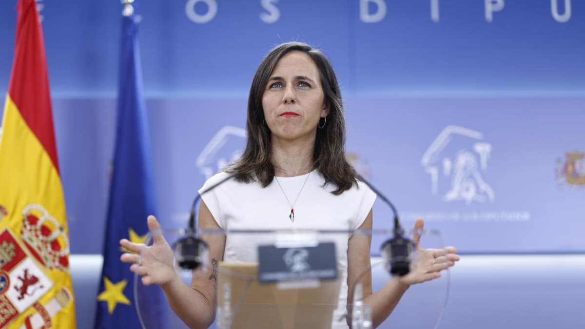 La secretaria general de Podemos, Ione Belarra, este martes en una rueda de prensa en el Congreso de los Diputados