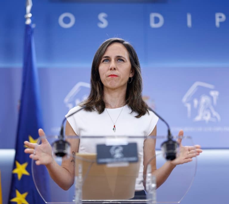 El retraso para aprobar el decreto de embargo de armas a Israel enfada a Sumar y deja dudas en Podemos