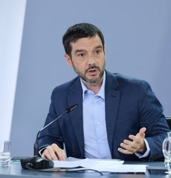 Bustinduy matiza el pacto con Junts: las empresas de atención al cliente [...]