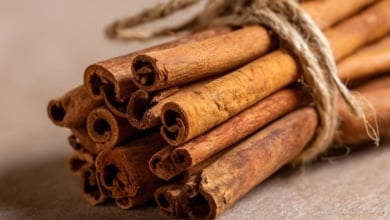 Por qué deberías añadir canela a tus platos, dulces o salados