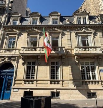 El PNV toma posesión del 'palacete' de París: "Es un acto de [...]