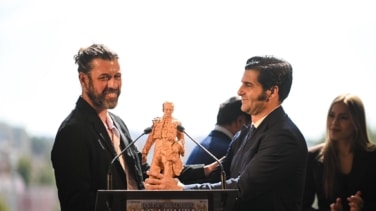 Morante elige un toro blanco de Osborne como homenaje a Antoñete