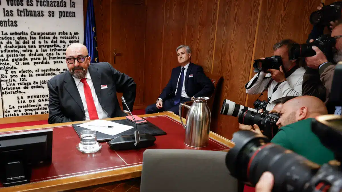 El PP volverá a alargar seis meses la comisión Koldo y retrasa (otra vez) la comparecencia de Sánchez