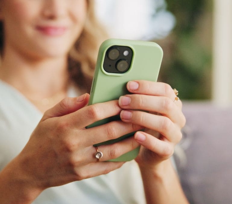 Así debes borrar las cookies del móvil si no quieres que te vigilen