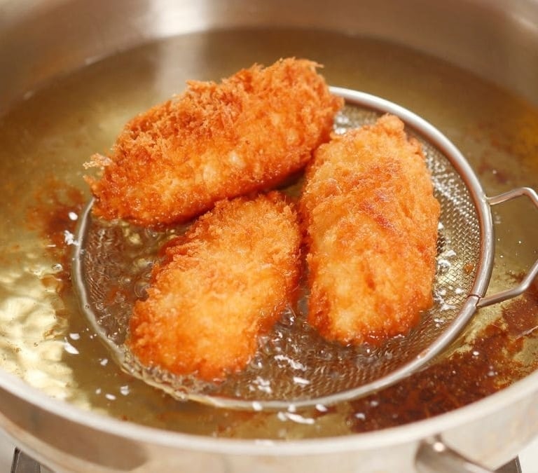 Estos es lo que le pasa al cuerpo si comes croquetas de forma habitual