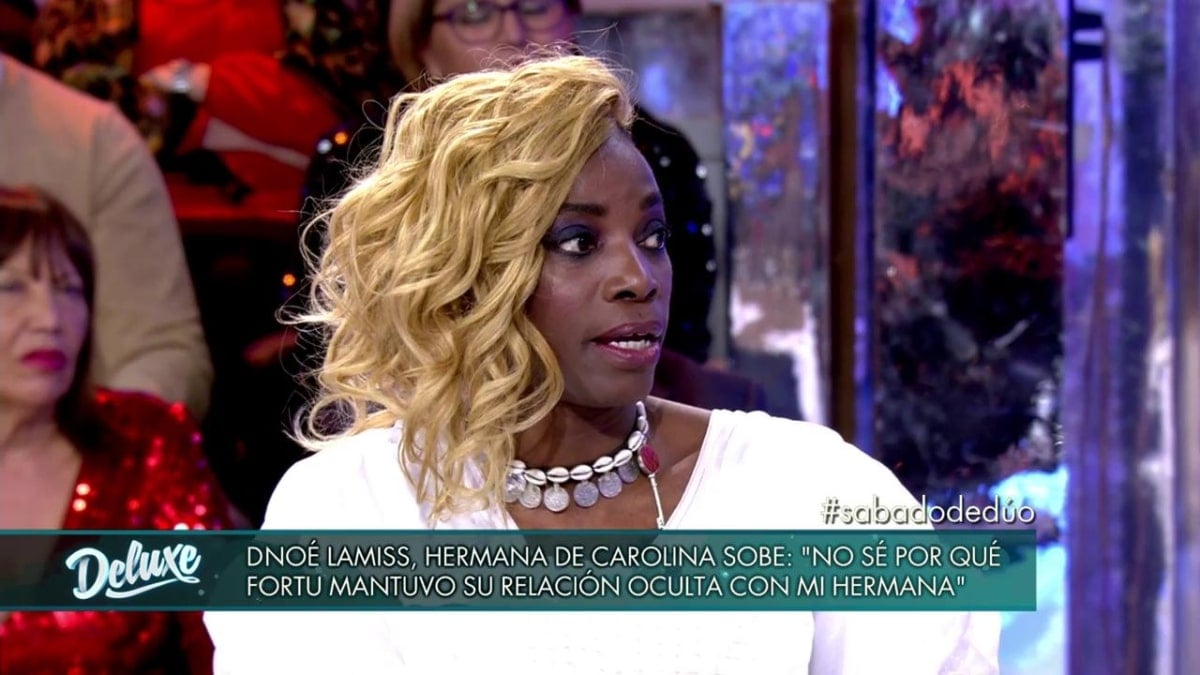 Muere a los 53 años la ex reportera de Cuatro y hermana de Carolina Sobe, Dnoé Lamiss