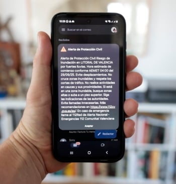 Valencia y otros municipios suspenden las clases este lunes por la alerta [...]