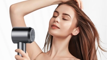 Este es el secador de pelo iónico que reduce el frizz y protege tu cabello necesario para tu día a día ¡ahora por 30€ menos!