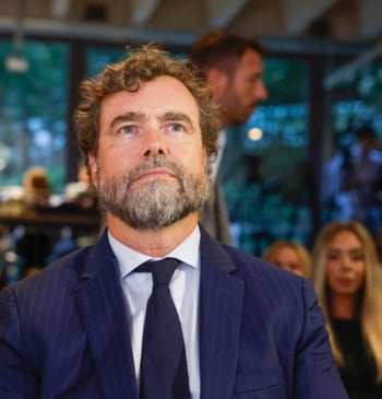 Sectores de Atenea sugieren que Tellado dio 'plantón' a Espinosa de los [...]