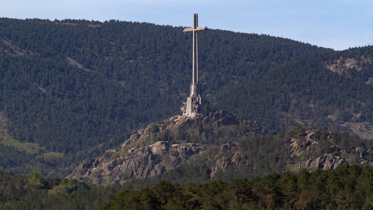 La Fiscalía reprocha a los jueces que archiven querellas del franquismo sin aplicar la Ley de Memoria Democrática