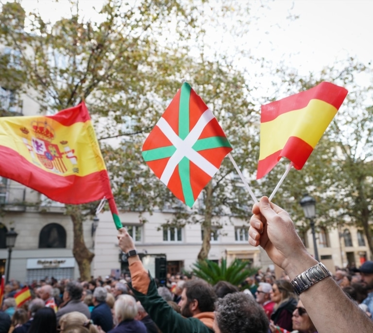 La Justicia vasca anula la obligación de exigir euskera en todas las plazas de cuidador de Guipúzcoa